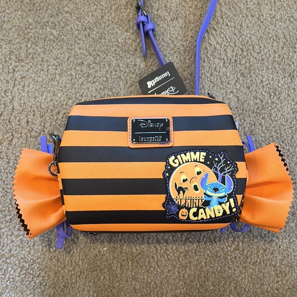 Stitch Halloween Loungefly crossbody NWOT - Picture 3 of 4
